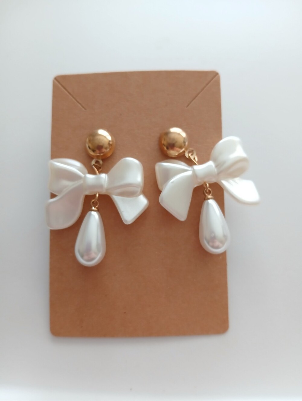 Fashion Jewelry White Bow Pearl Drop Earrings - Picture 2 of 4